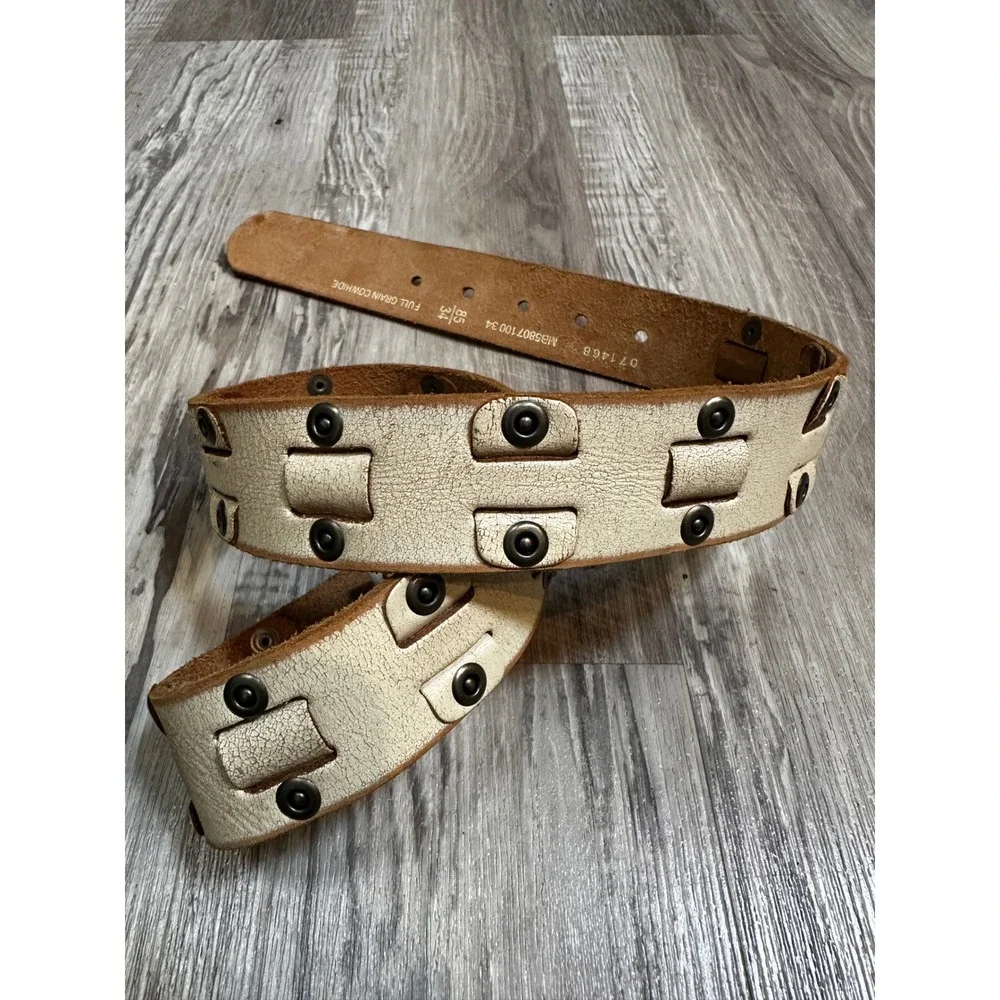 Fossil Mens Ivory Distressed Cracked Leather Studded Belt Size 34
